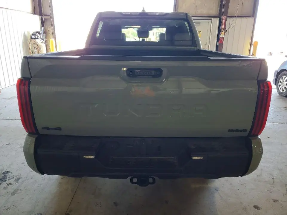 2025 TOYOTA TUNDRA LIMITED  