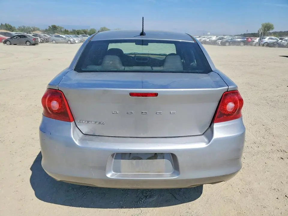 2014 DODGE AVENGER SE  