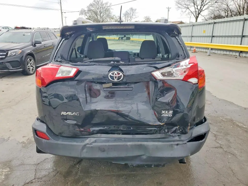 2013 TOYOTA RAV4 XLE  