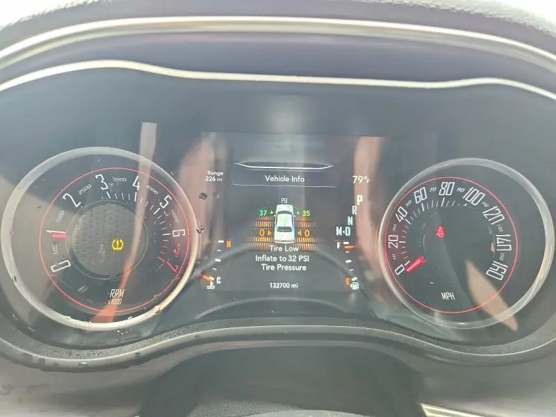 2017 DODGE CHALLENGER SXT  