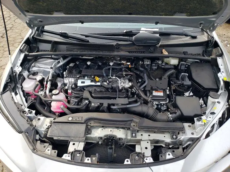 2024 TOYOTA PRIUS LE  