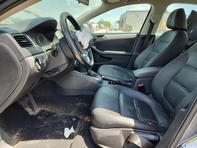 2011 VOLKSWAGEN JETTA TDI  