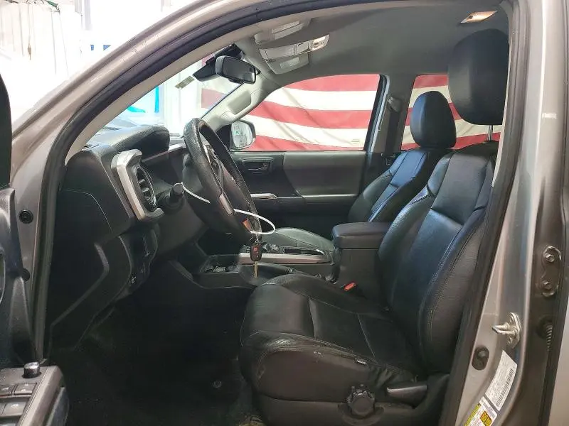 2018 TOYOTA TACOMA SR5 V6  