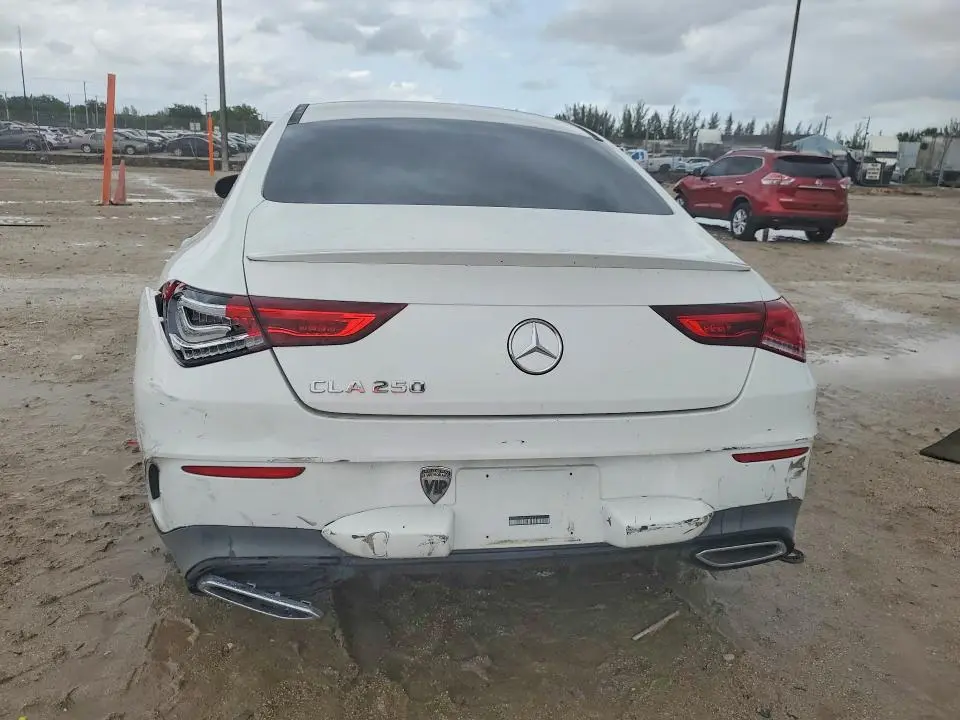 2021 MERCEDES-BENZ CLA 250  