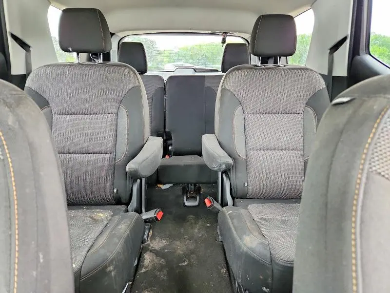 2019 CHEVROLET TRAVERSE LT  