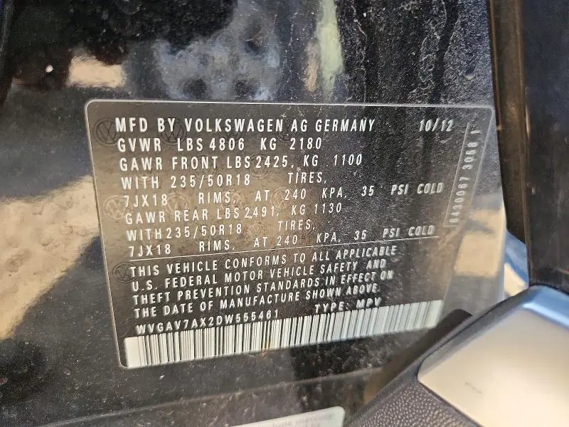 2013 VOLKSWAGEN TIGUAN S  