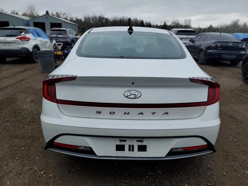 2021 HYUNDAI SONATA SE  