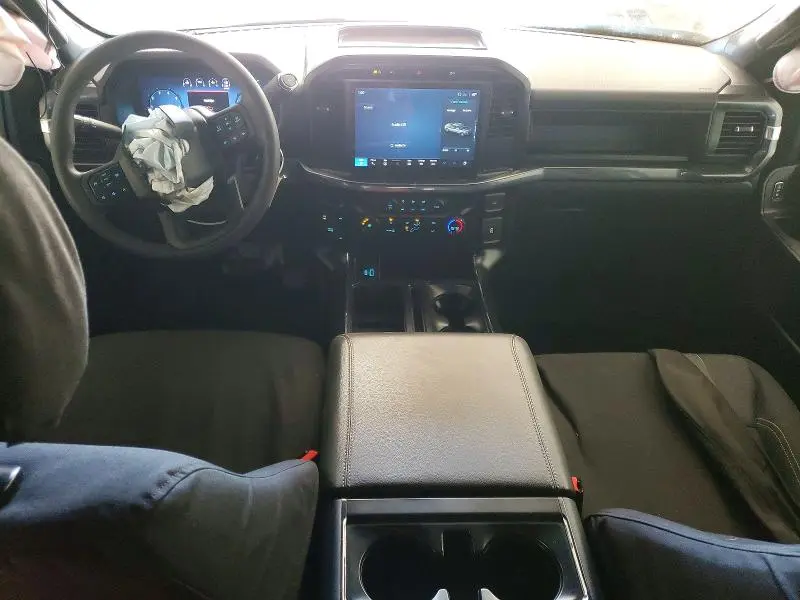 2024 FORD F150 STX  