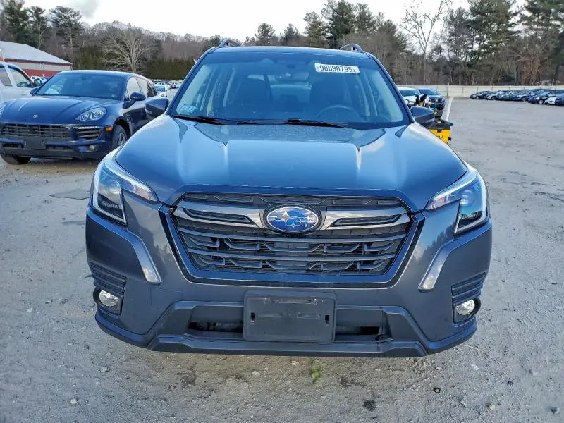 2023 SUBARU FORESTER LIMITED  