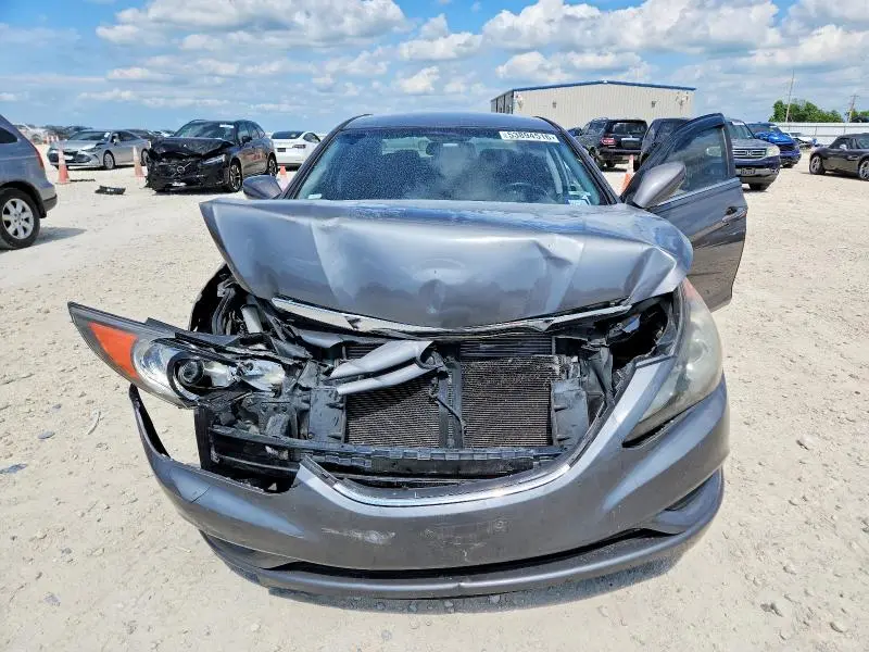 2012 HYUNDAI SONATA GLS  
