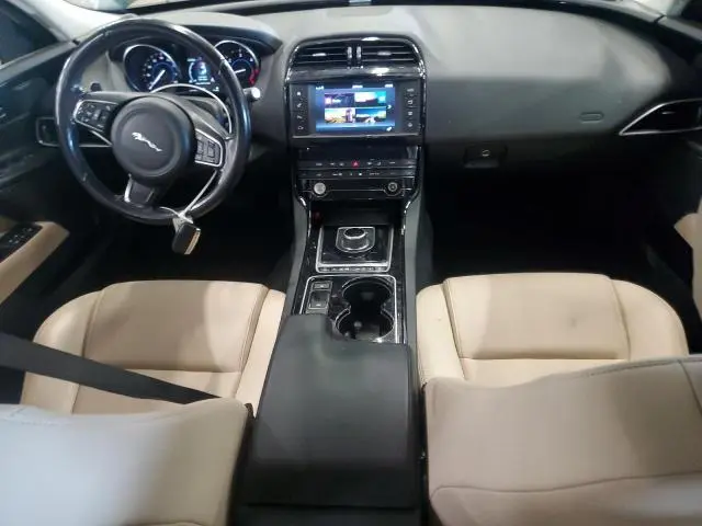 2017 JAGUAR XE PREMIUM  