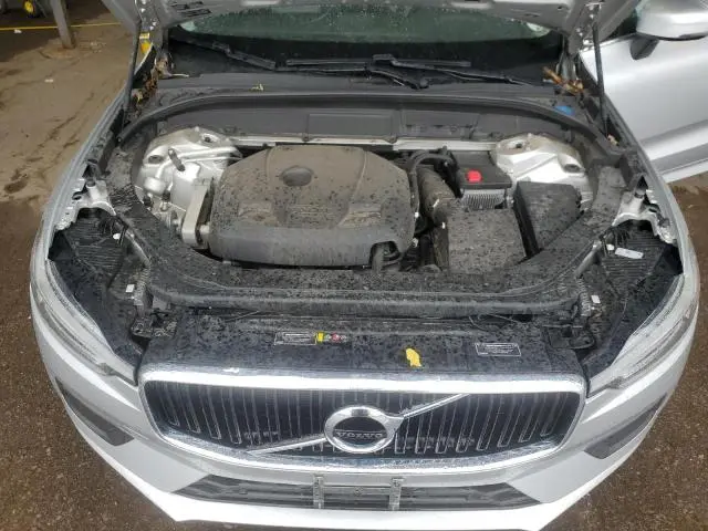 2019 VOLVO XC60 T6 MOMENTUM  