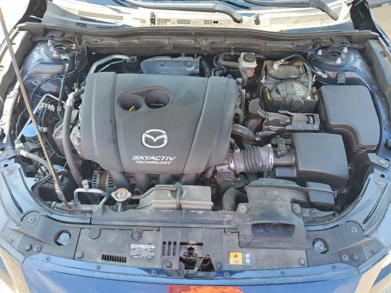 2018 MAZDA 3 TOURING  