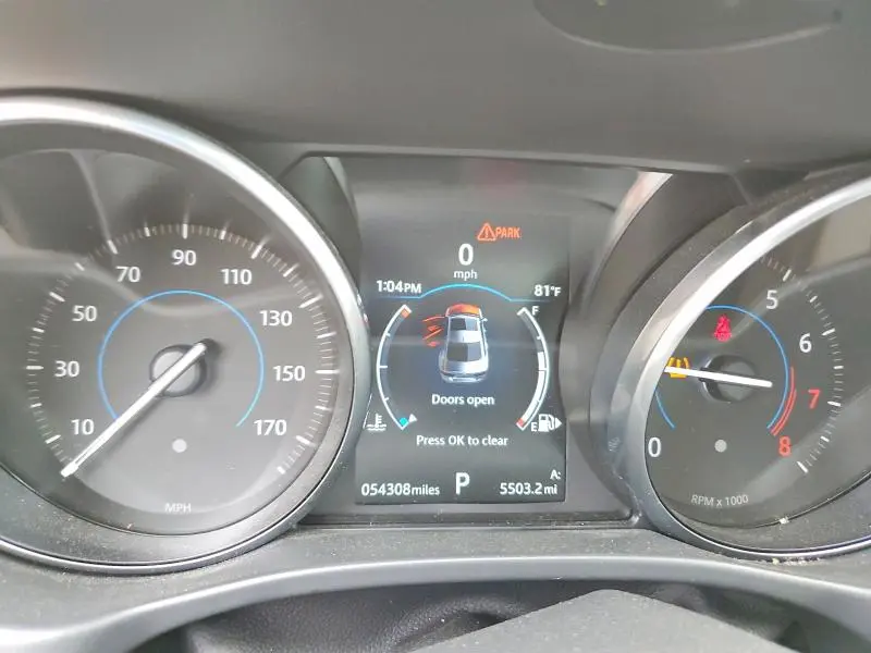 2018 JAGUAR XE PREMIUM  