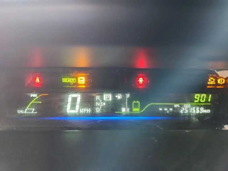 2014 TOYOTA PRIUS V TWO  