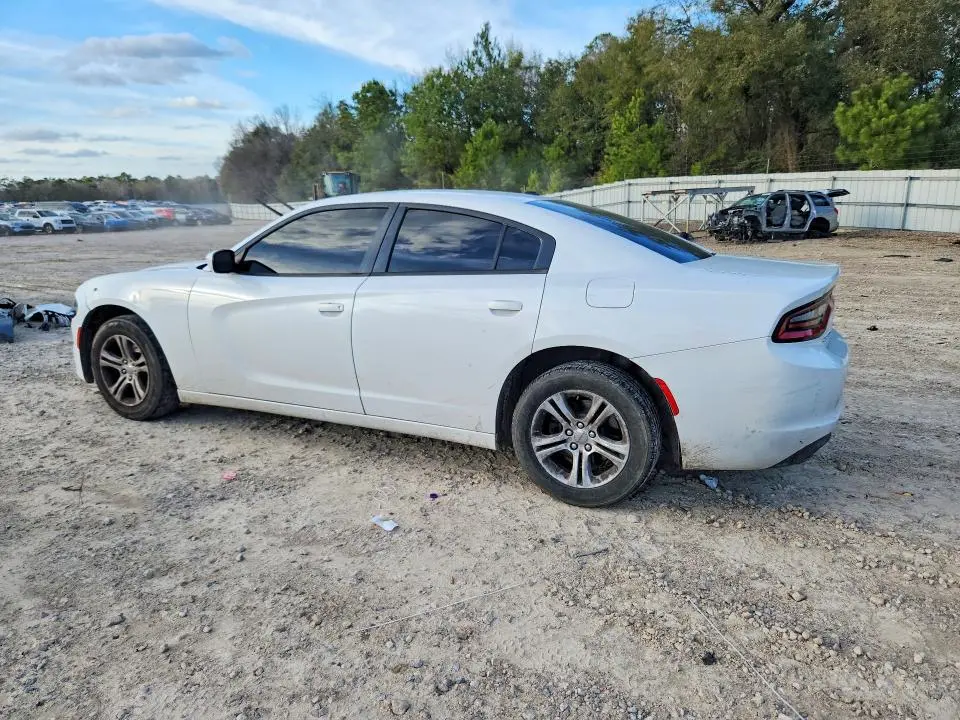 2015 DODGE CHARGER SE  