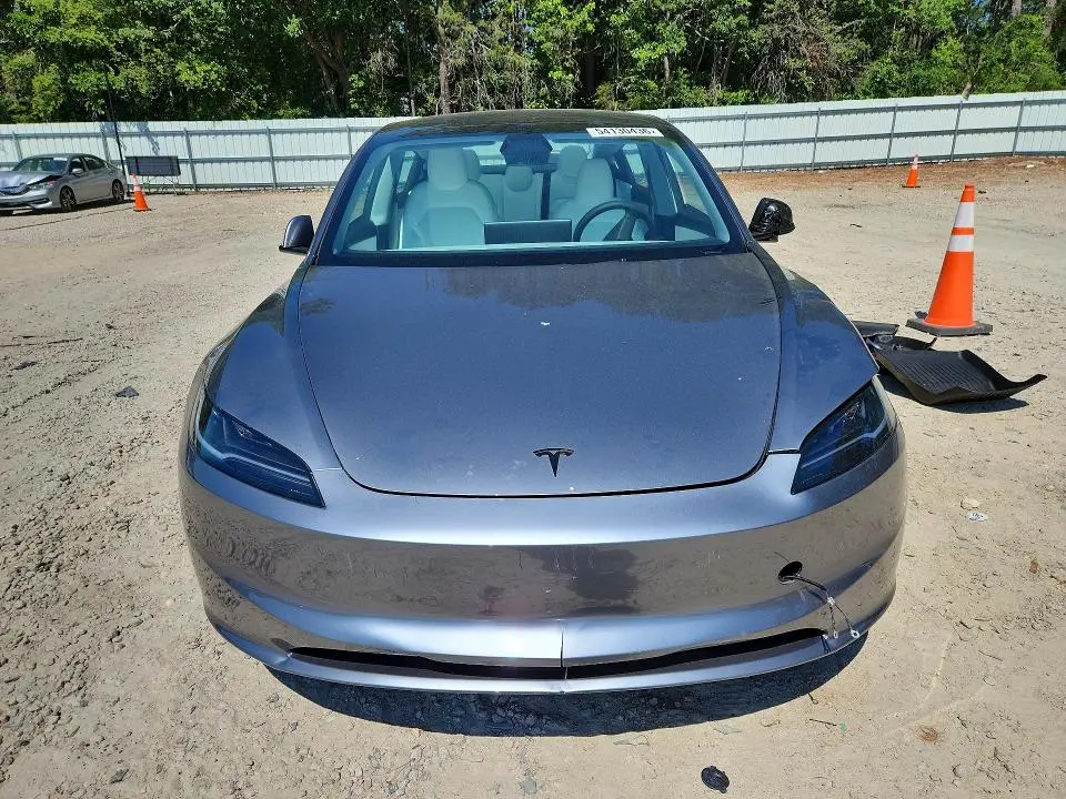 2026 TESLA MODEL 3   