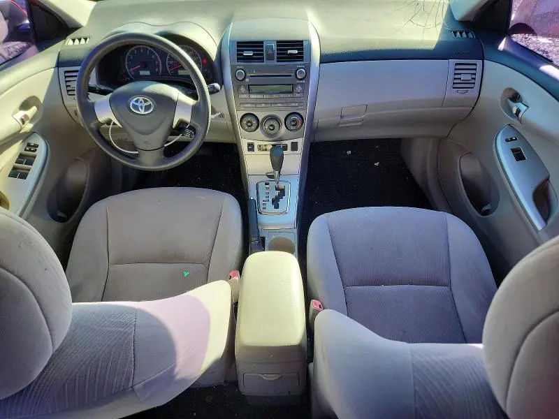 2011 TOYOTA COROLLA LE  