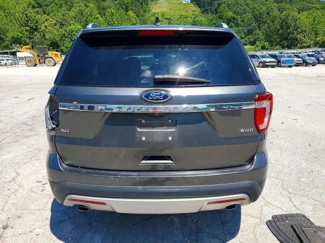 2017 FORD EXPLORER XLT  
