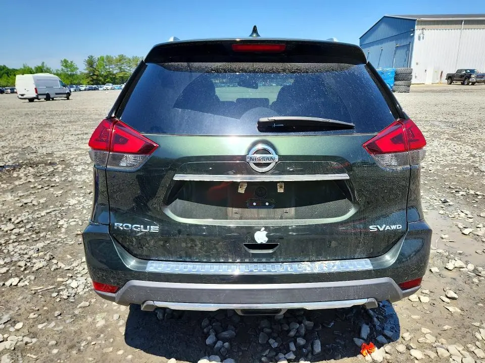 2018 NISSAN ROGUE SV  