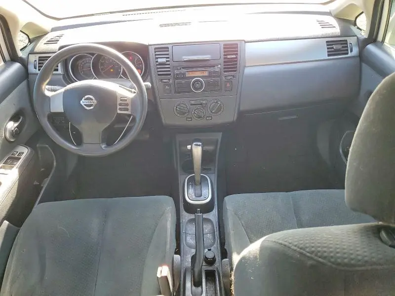 2010 NISSAN VERSA 1.8 S  