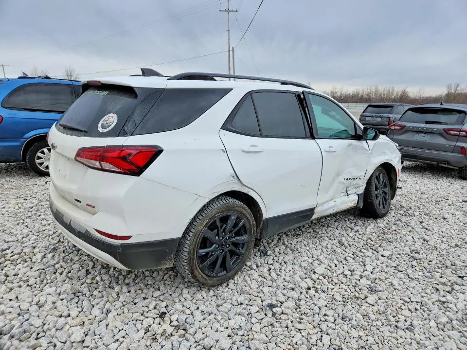 2022 CHEVROLET EQUINOX RS  