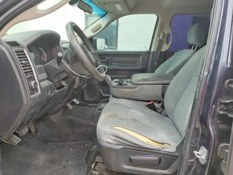 2014 RAM 1500 ST  