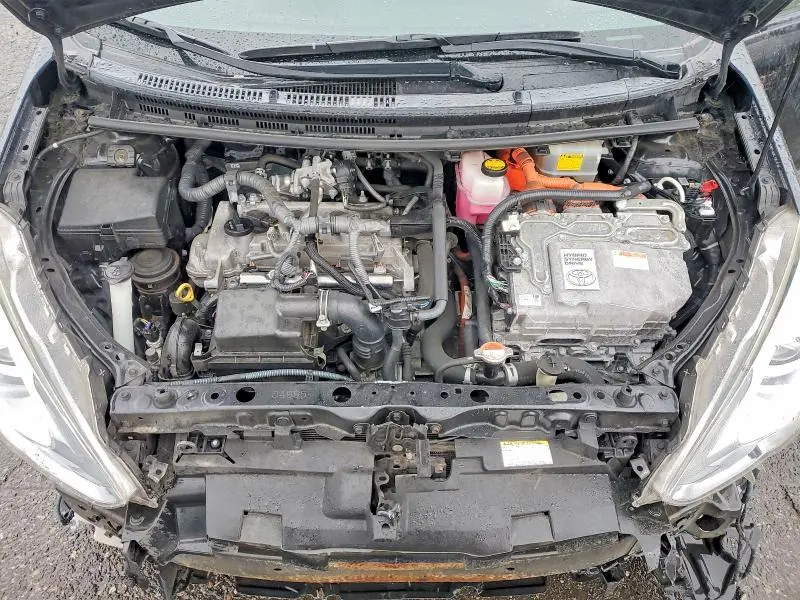 2016 TOYOTA PRIUS C ONE  