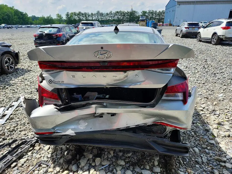 2021 HYUNDAI ELANTRA SEL  