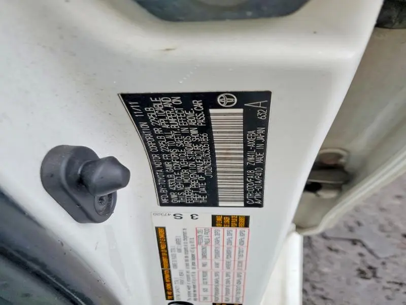 2012 TOYOTA PRIUS V THREE  