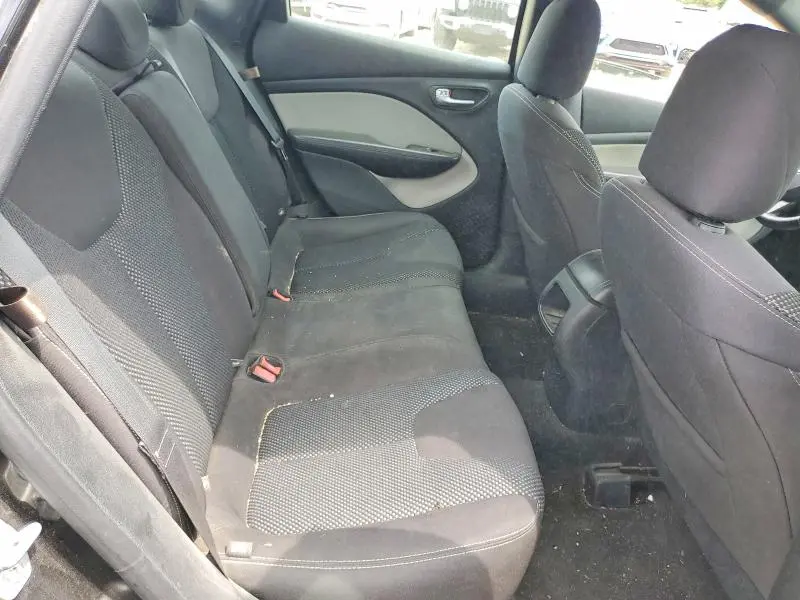 2015 DODGE DART SXT  