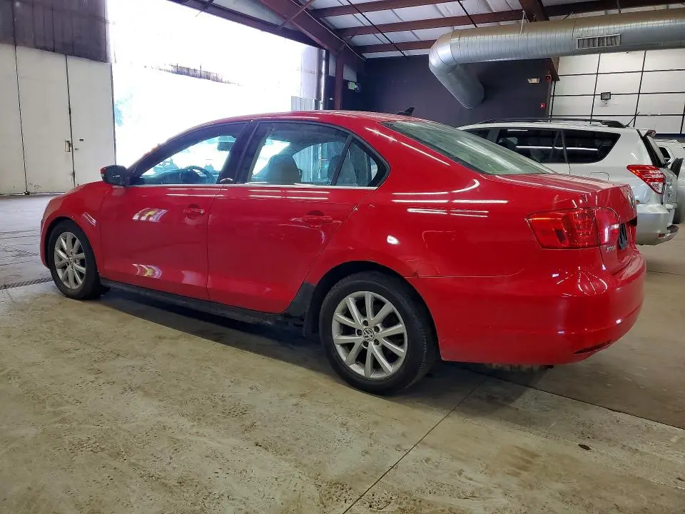 2013 VOLKSWAGEN JETTA SE  