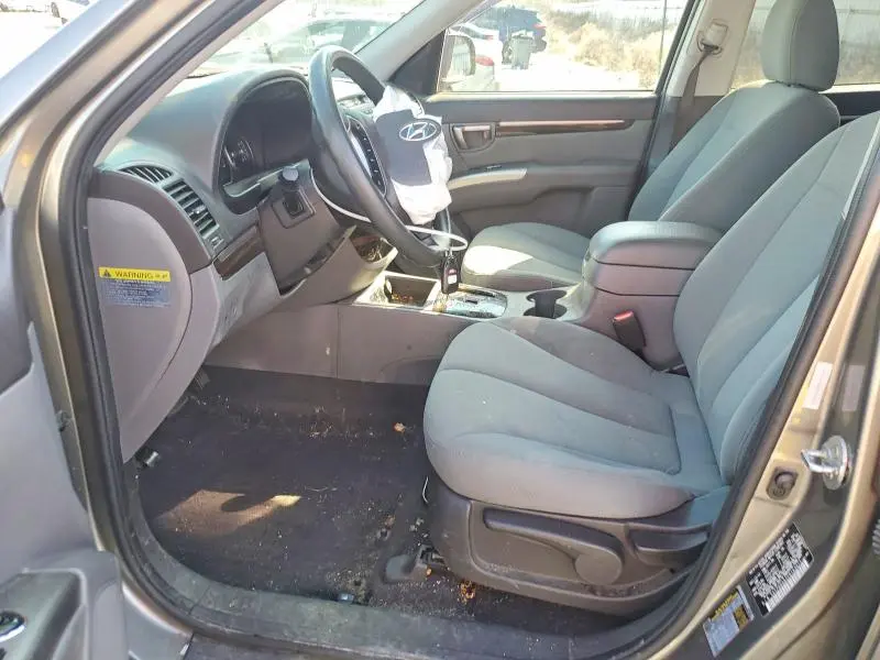 2012 HYUNDAI SANTA FE GLS  