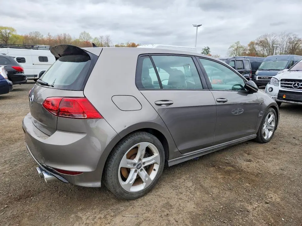 2016 VOLKSWAGEN GOLF R   