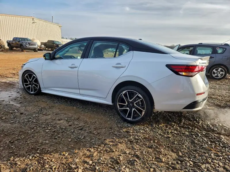 2025 NISSAN SENTRA SR  