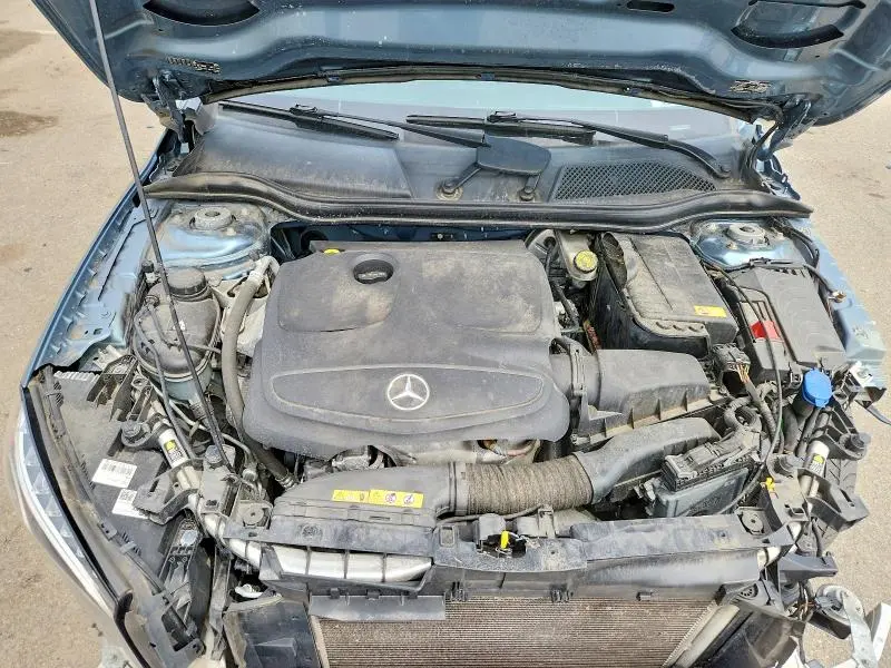2015 MERCEDES-BENZ GLA 250 4MATIC  