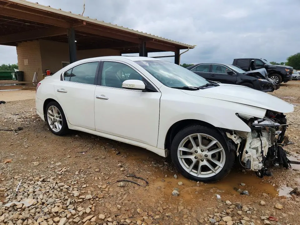 2010 NISSAN MAXIMA 3.5 S  