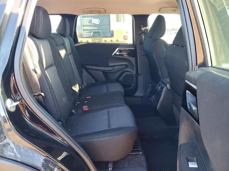 2022 MITSUBISHI OUTLANDER ES  