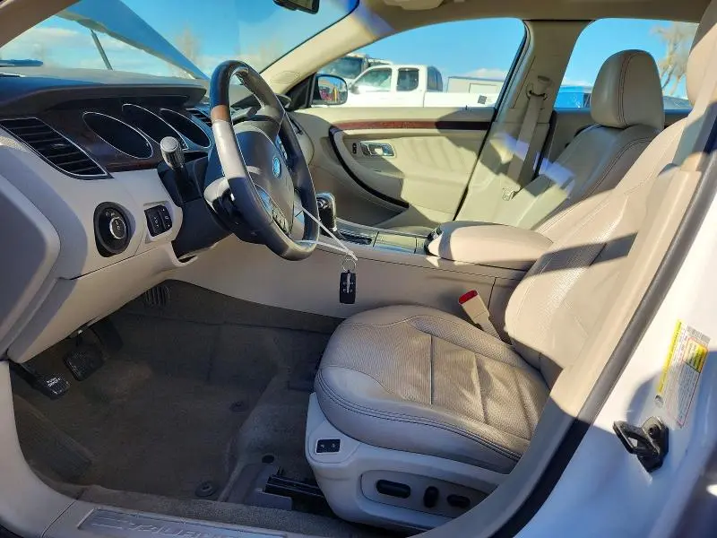 2012 FORD TAURUS LIMITED  