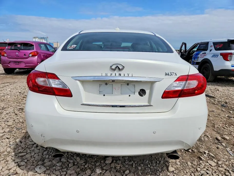 2013 INFINITI M37 X  