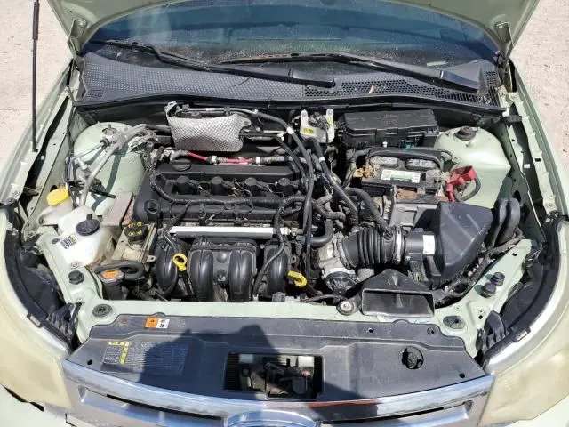 2010 FORD FOCUS SE  