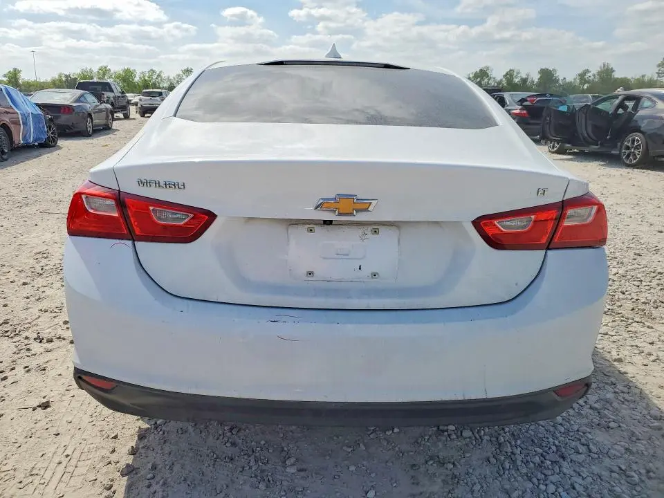 2017 CHEVROLET MALIBU LT  
