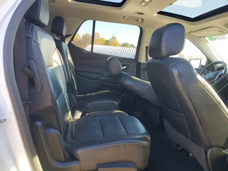 2019 CHEVROLET TRAVERSE LT  