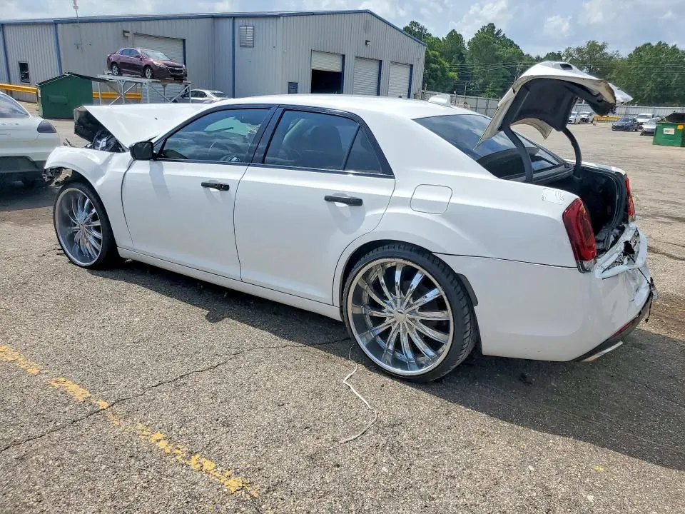 2019 CHRYSLER 300 TOURING  