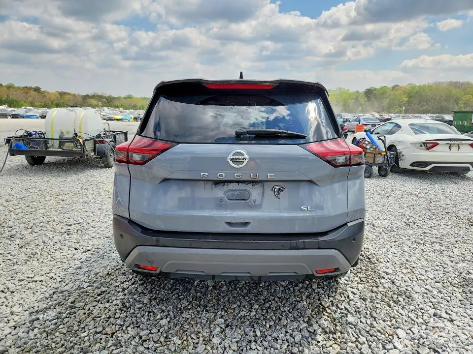 2021 NISSAN ROGUE SL  