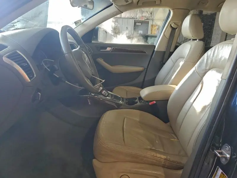 2011 AUDI Q5 PREMIUM  
