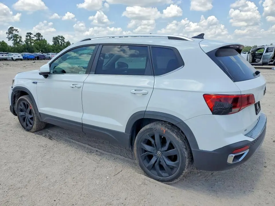2022 VOLKSWAGEN TAOS SE  