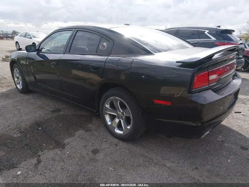 2012 DODGE CHARGER SE