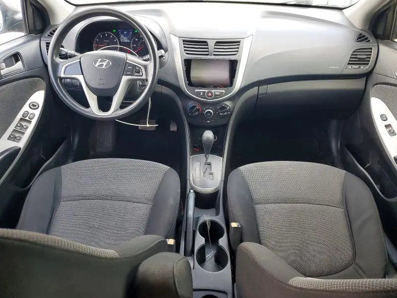 2013 HYUNDAI ACCENT GS  