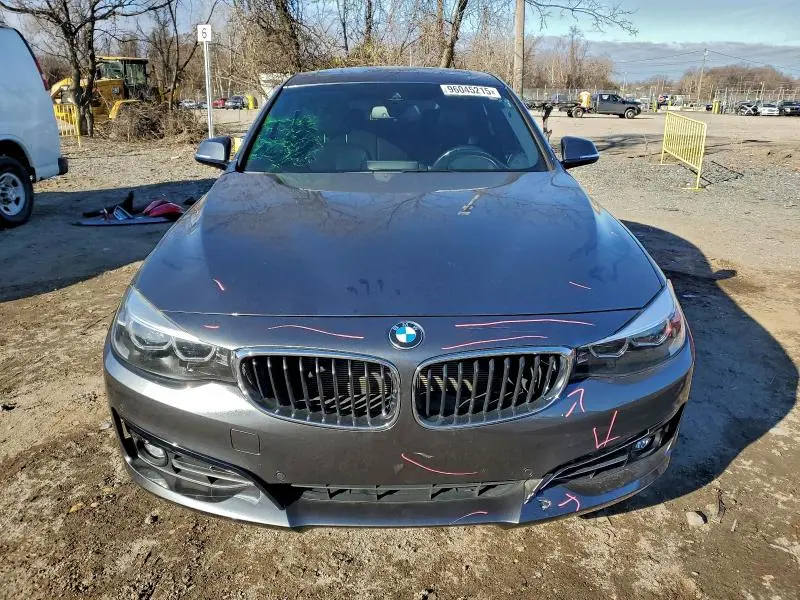 2018 BMW 330 XIGT  
